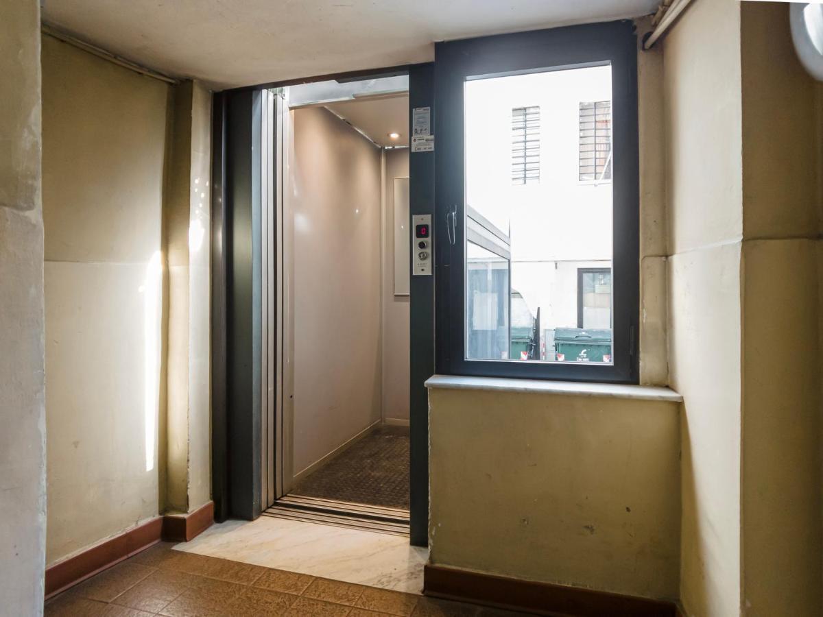 トリノAmpia Mansarda E Terrazzo 10 Minuti Dal Centroアパートメント エクステリア 写真